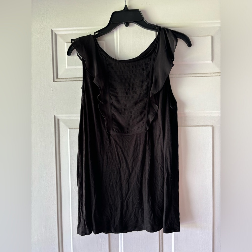 BANANA REPUBLIC BLACK SLEEVELESS TOP